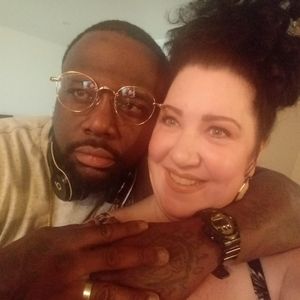 Meet your Posher, Lara